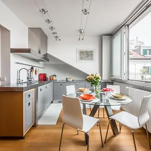 The Orange Attic - Navigli Area , Milan Italy