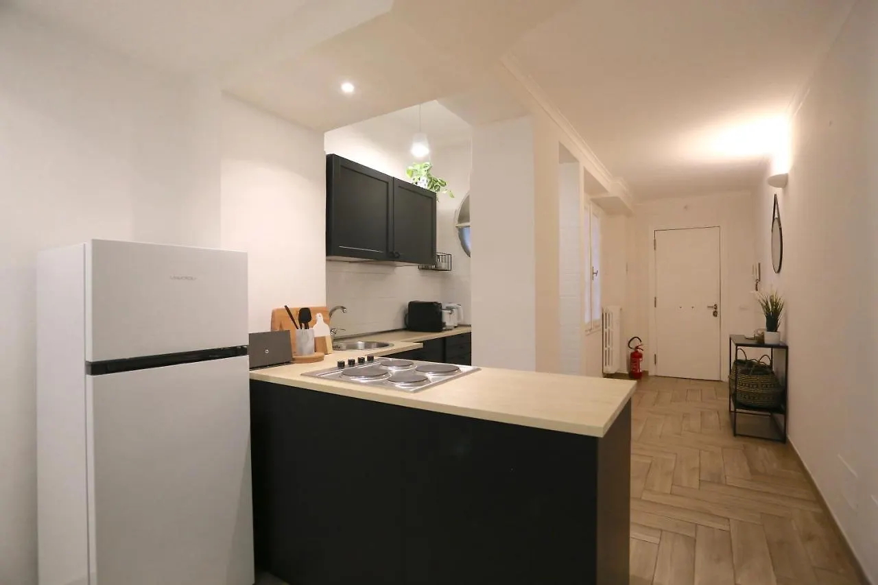 Palatino 28 Apartment Rome 0*,  Italy