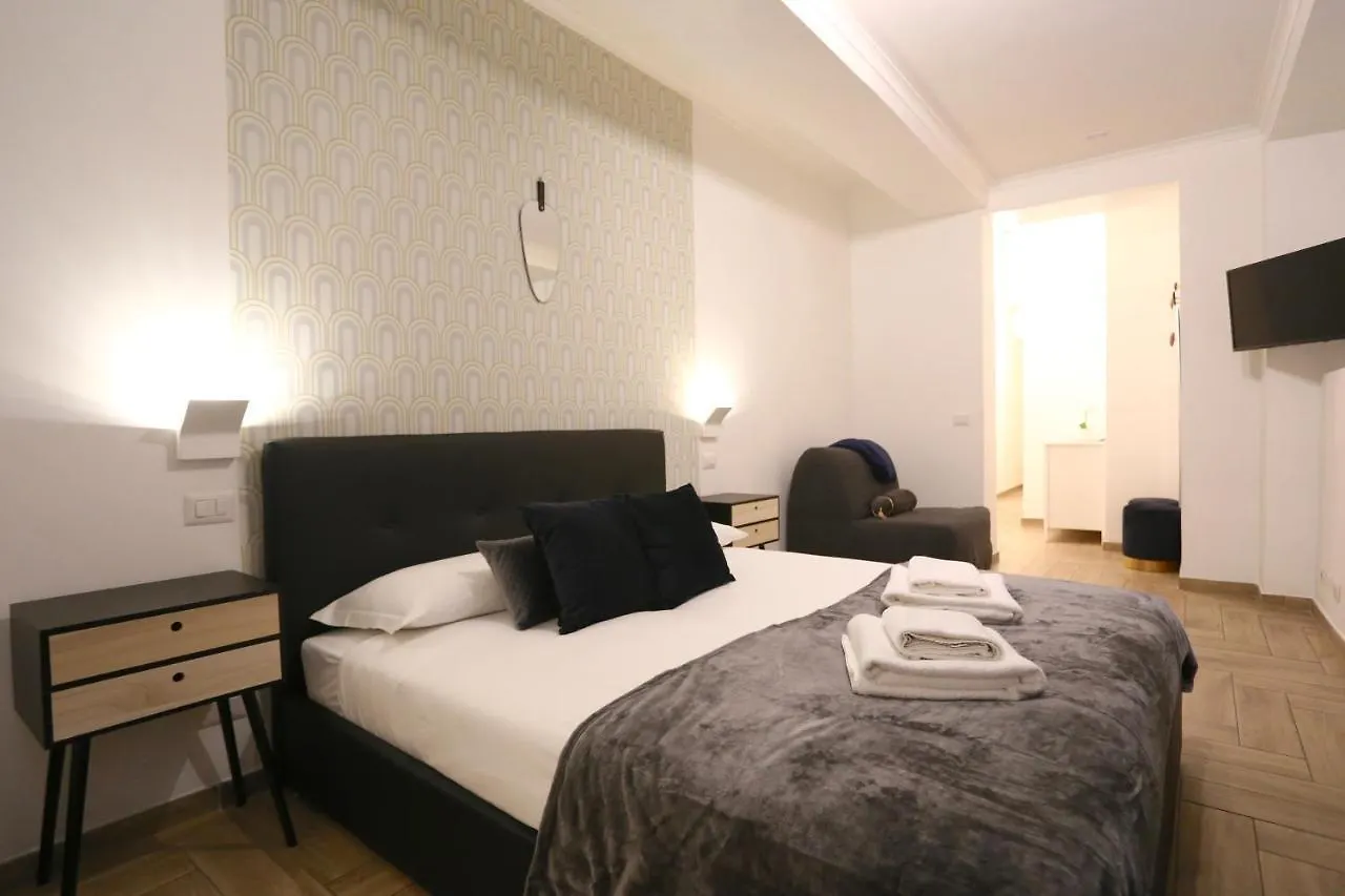 Palatino 28 Apartment Rome 0*,  Italy
